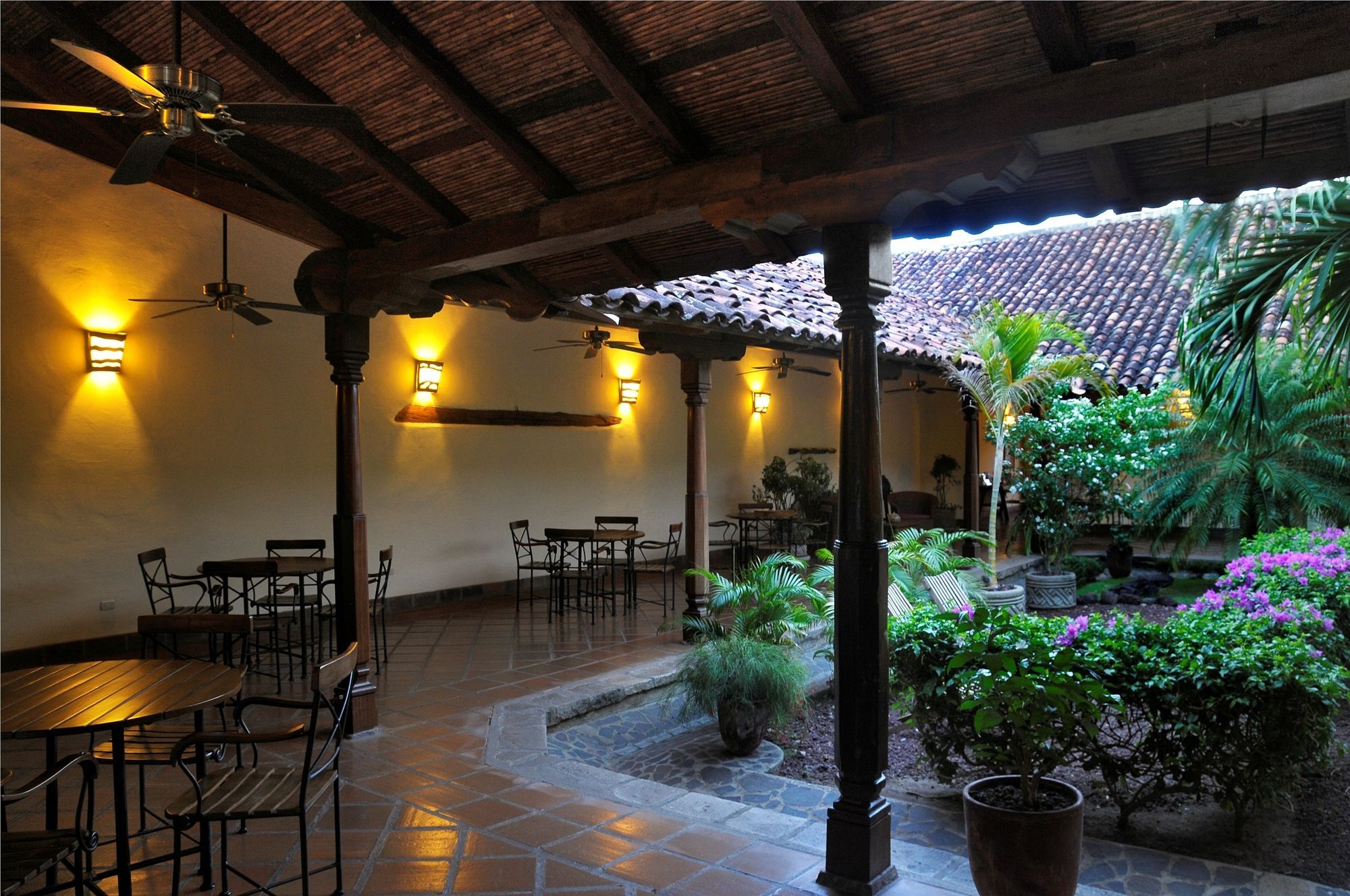 Hotel Patio Del Malinche Granada Zewnętrze zdjęcie