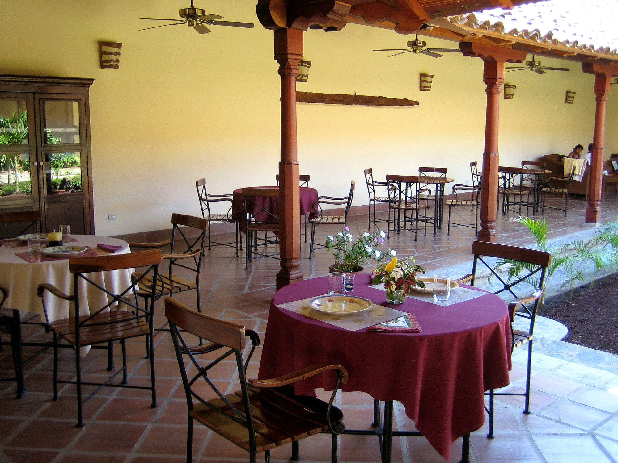 Hotel Patio Del Malinche Granada Zewnętrze zdjęcie
